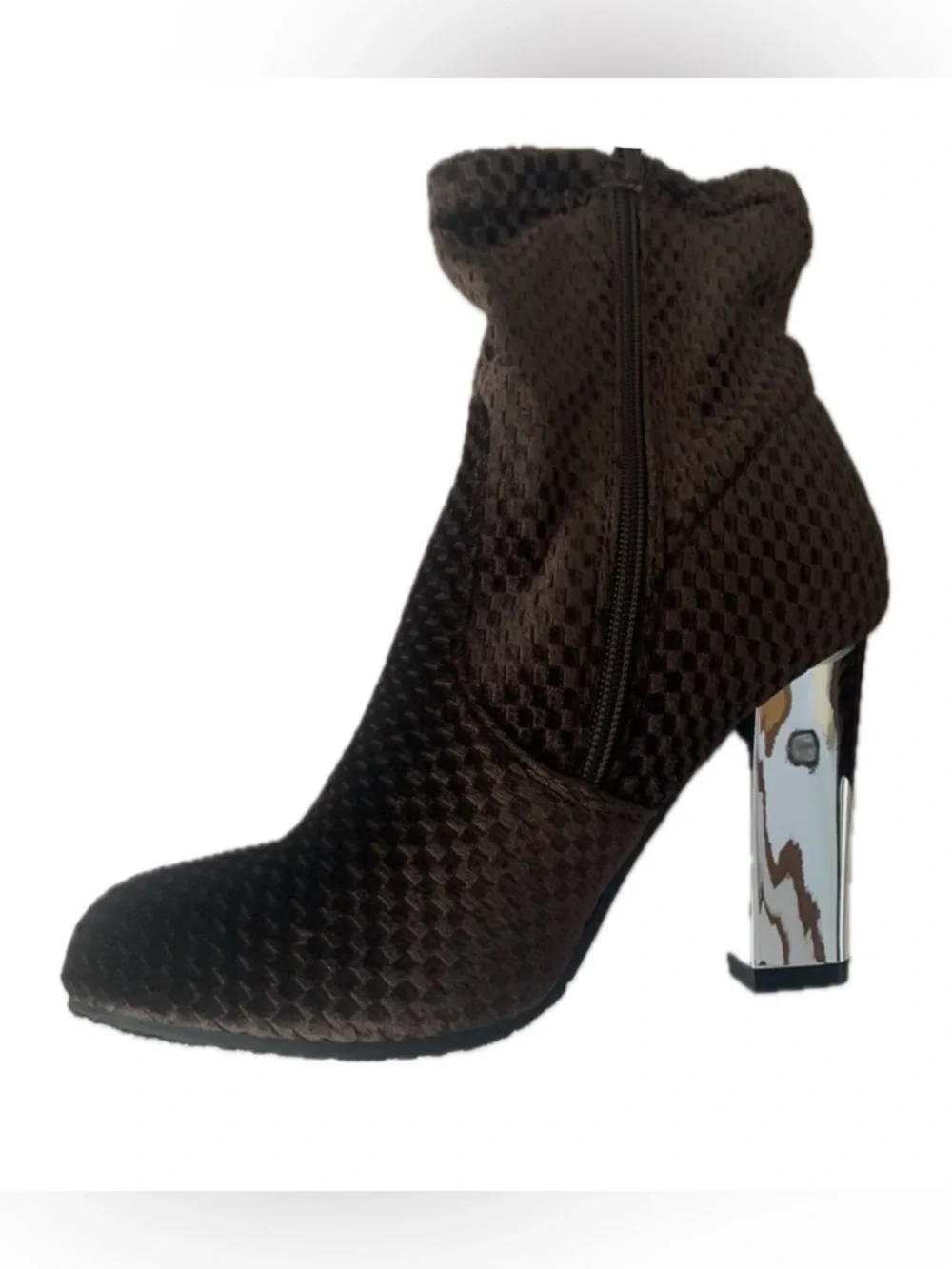 Forever.‎ Velvet zip Booties. Size 7